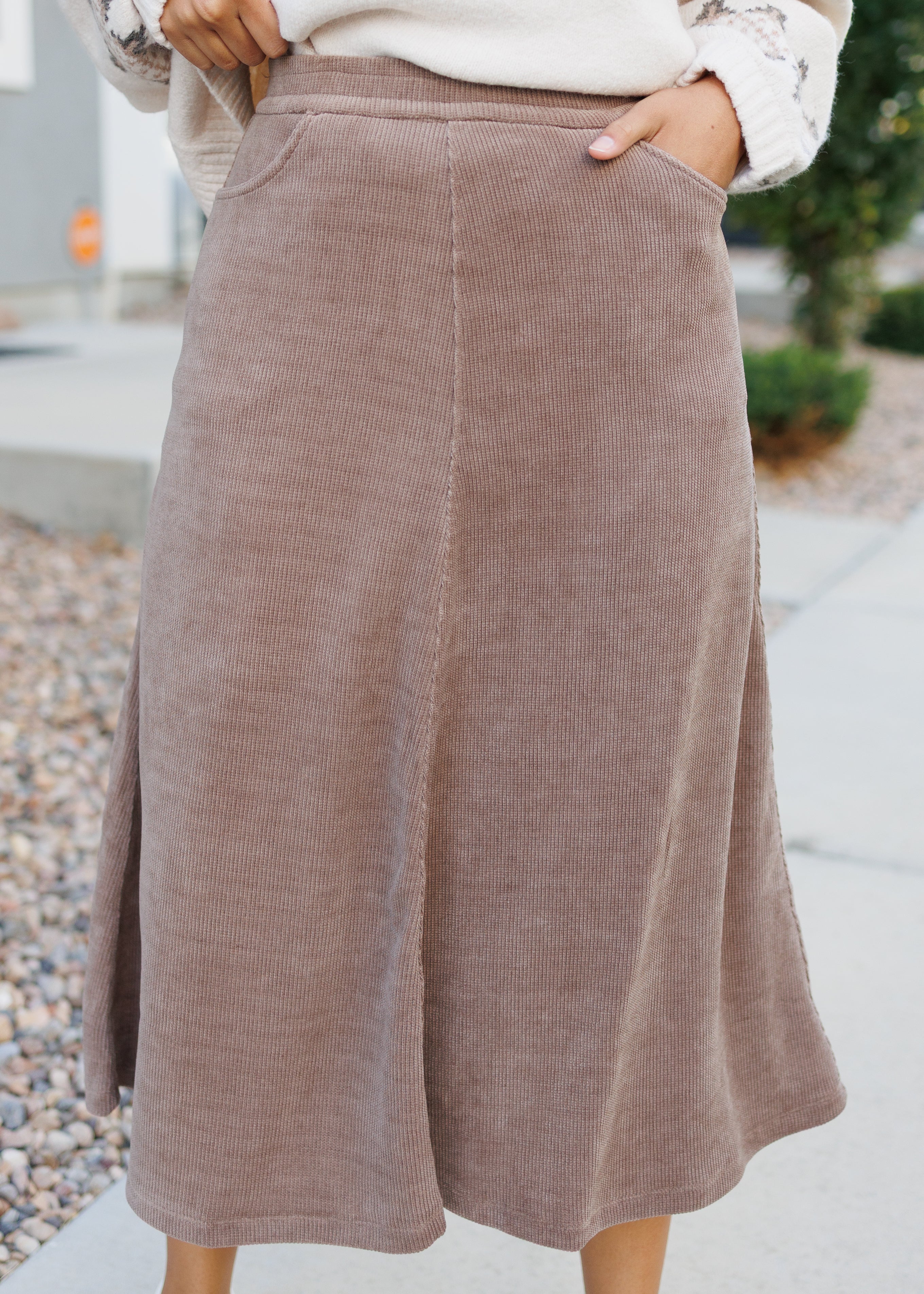 Lilly Corduroy Flare Skirt